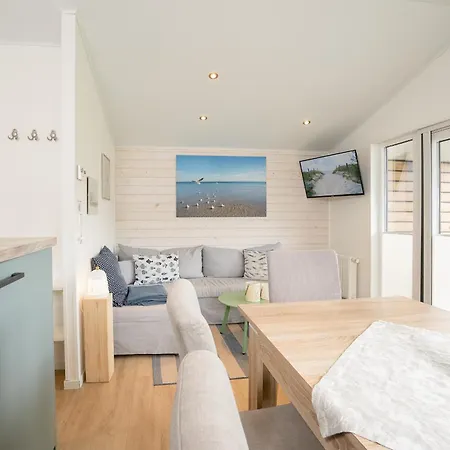 Ostseecamp Luebecker Bucht Strandlaeufer *