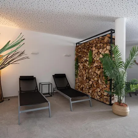 Ostseecamp Luebecker Bucht Strandlaeufer *