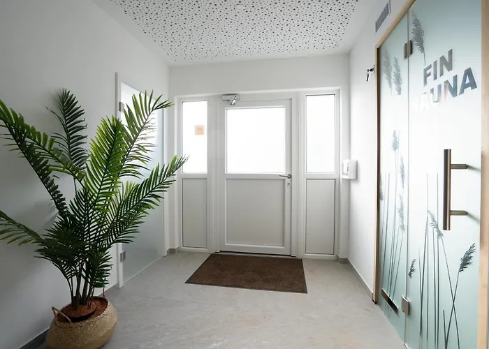 Ostseecamp Luebecker Bucht Strandlaeufer * Scharbeutz